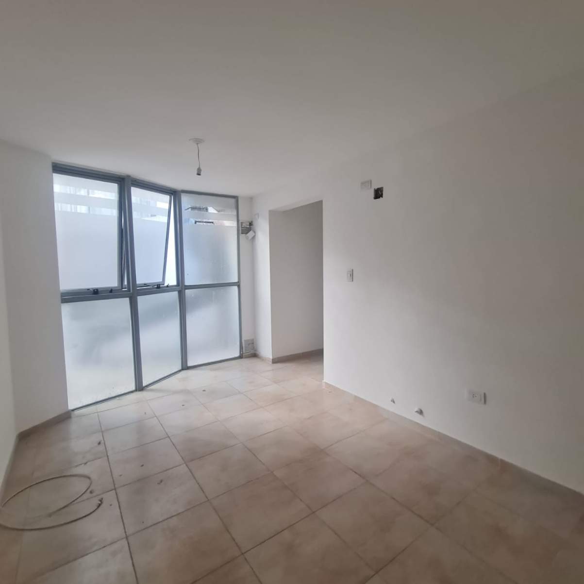 NUEVA CORDOBA ALQUILA DPTO 1 DORM - 3 AMBIENTES
