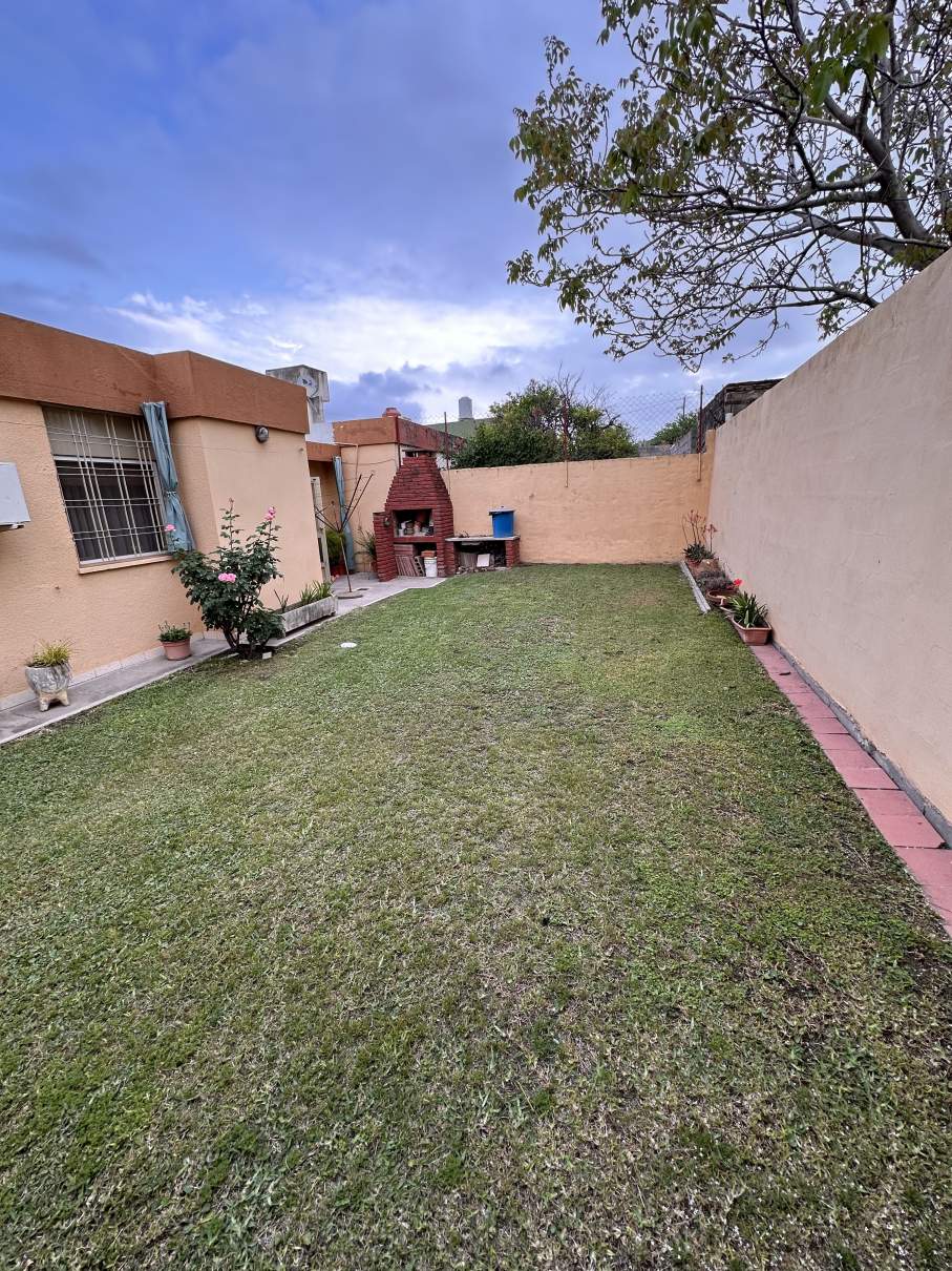 SE VENDE CASA 3 DORMITORIOS LAS PALMAS