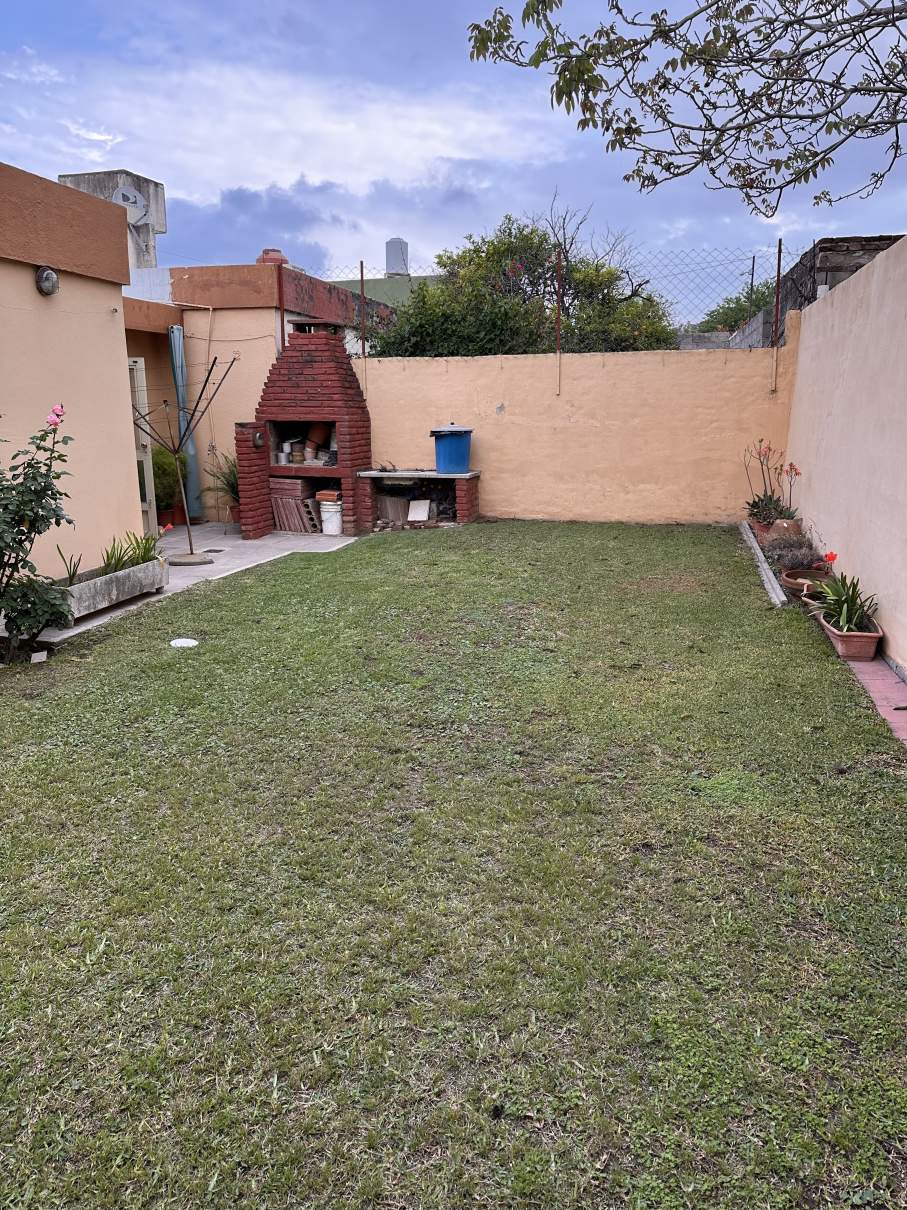 SE VENDE CASA 3 DORMITORIOS LAS PALMAS