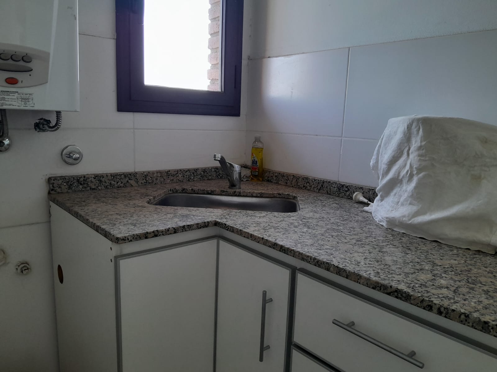 ALQUILO DEPTO 1 DORM EN ALBERDI - BV SAN JUAN 996, CASI ESQ MARIANO MORENO