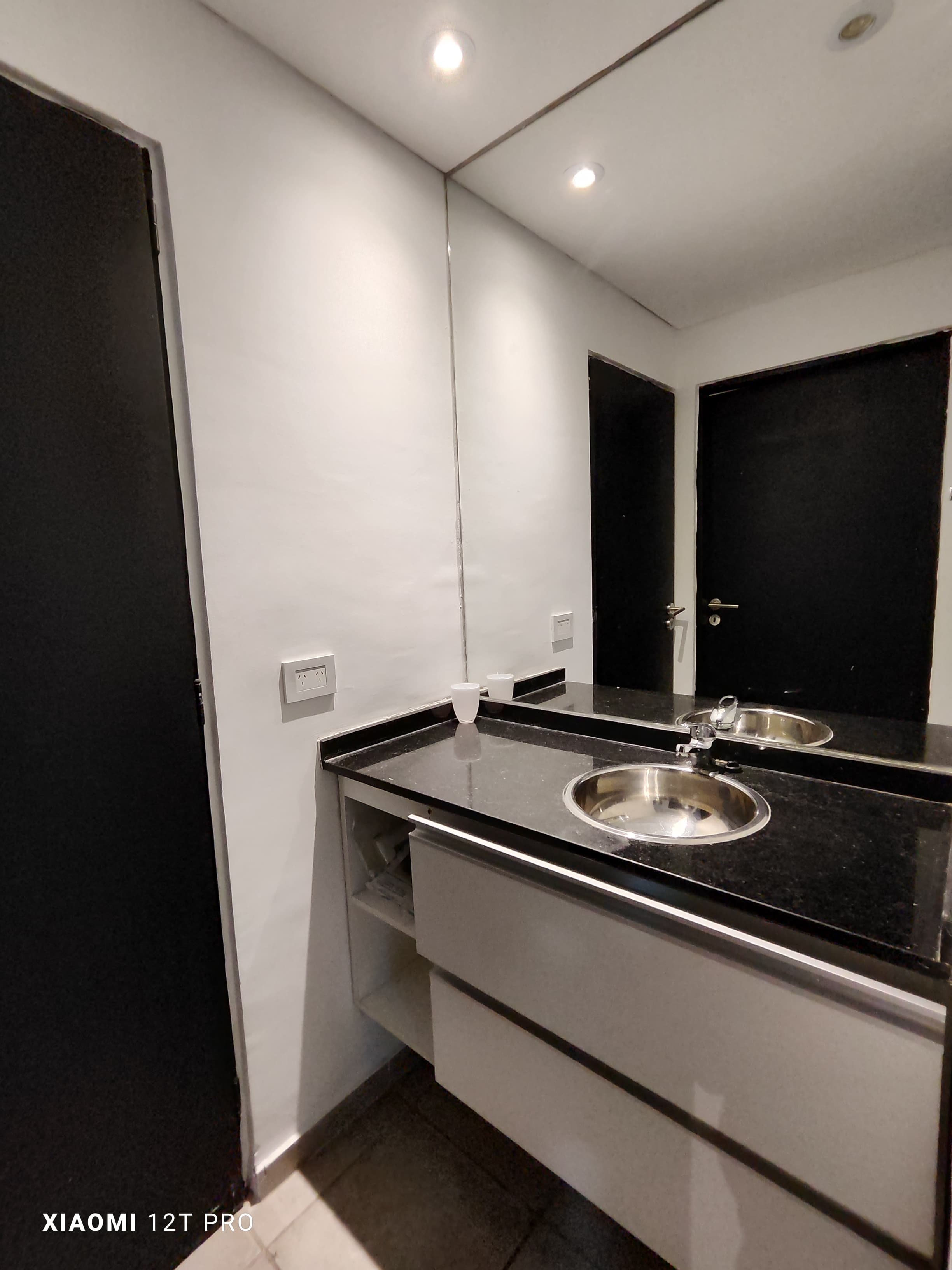 DPTO AMOBLADO  EN ALQUILER EN B NUEVA CORDOBA