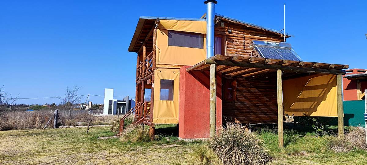 COMPLEJO DE CABAÑAS EN POTRERO DE GARAY