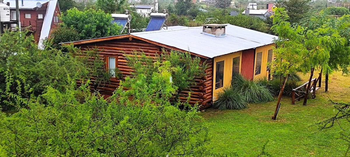 COMPLEJO DE CABAÑAS EN POTRERO DE GARAY