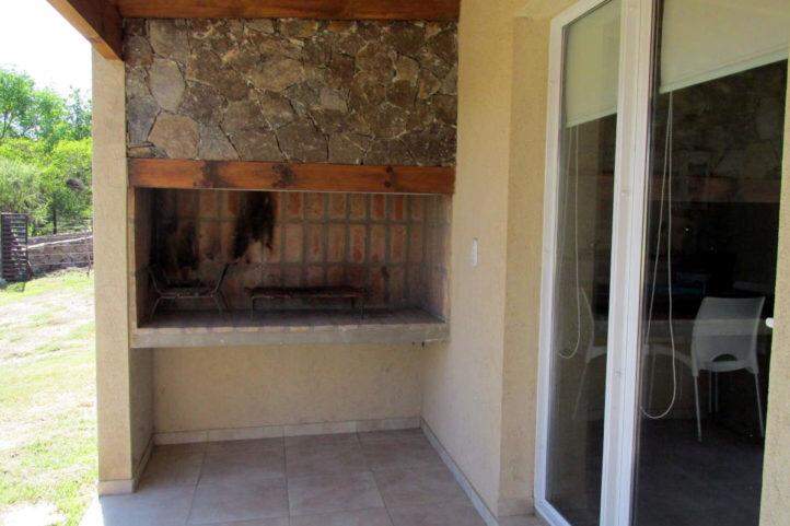 COMPLEJO TURÍSTICO  DE 4 CABAÑAS EN ZONA MATE DE LUNA.-S.MÓNICA.