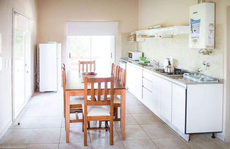 COMPLEJO TURÍSTICO  DE 4 CABAÑAS EN ZONA MATE DE LUNA.-S.MÓNICA.