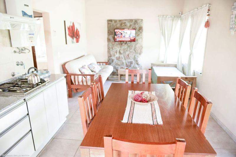 COMPLEJO TURÍSTICO  DE 4 CABAÑAS EN ZONA MATE DE LUNA.-S.MÓNICA.