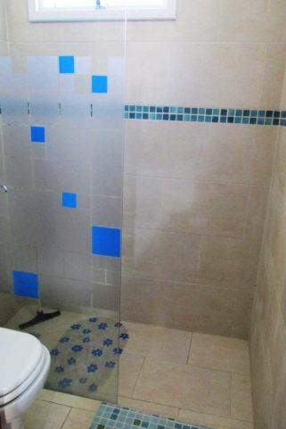 COMPLEJO TURÍSTICO  DE 4 CABAÑAS EN ZONA MATE DE LUNA.-S.MÓNICA.