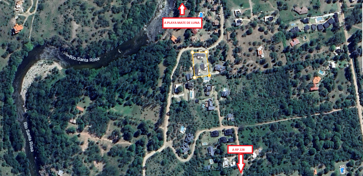 COMPLEJO TURÍSTICO  DE 4 CABAÑAS EN ZONA MATE DE LUNA.-S.MÓNICA.