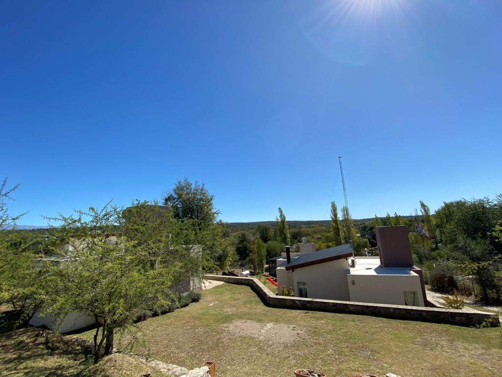 COMPLEJO TURÍSTICO  DE 4 CABAÑAS EN ZONA MATE DE LUNA.-S.MÓNICA.