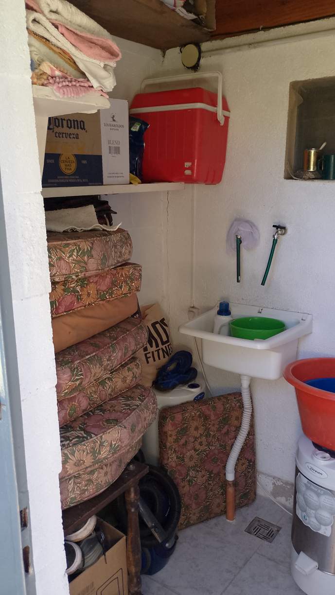 CABAÑA EN VENTA DE 4 AMB EN SANTA MÓNICA. STA.ROSA DE CALAMUCHITA