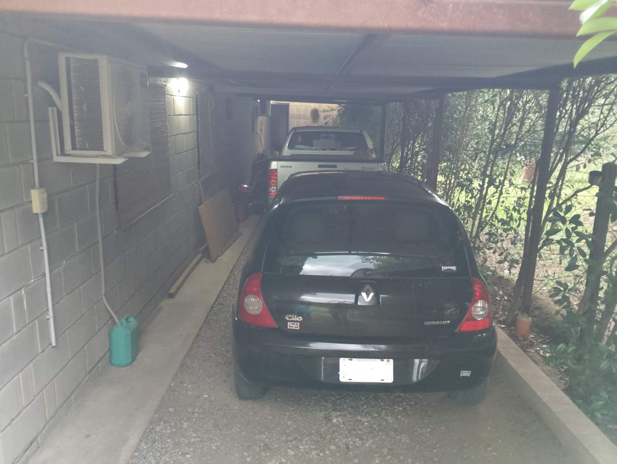 CASA EN VENTA  RETASADA EN SANTA MÓNICA.B SANTA TERESITA 4 AMB.  DEPENDENCIA Y PILETA