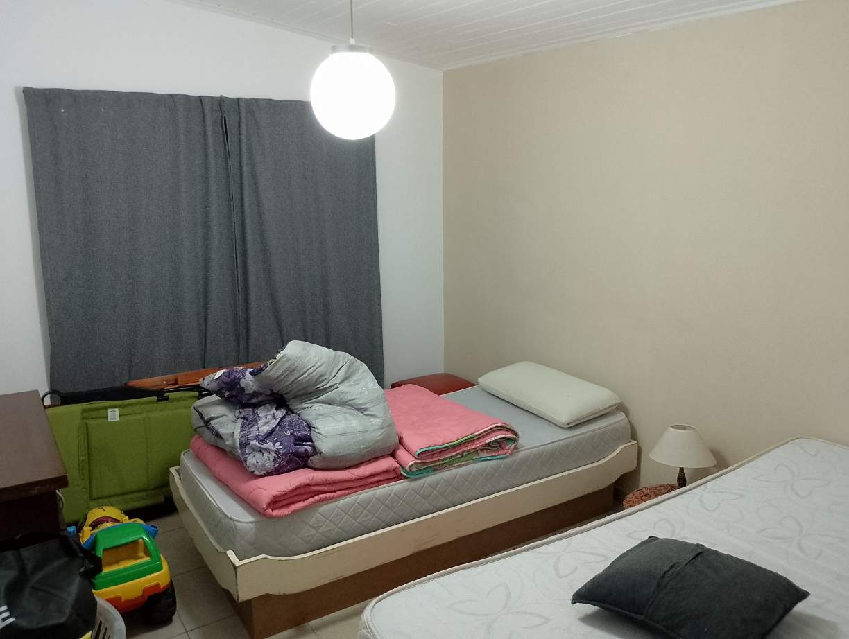 CASA EN VENTA  RETASADA EN SANTA MÓNICA.B SANTA TERESITA 4 AMB.  DEPENDENCIA Y PILETA