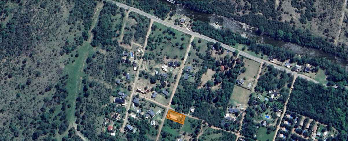 CASA EN VENTA  RETASADA EN SANTA MÓNICA.B SANTA TERESITA 4 AMB.  DEPENDENCIA Y PILETA