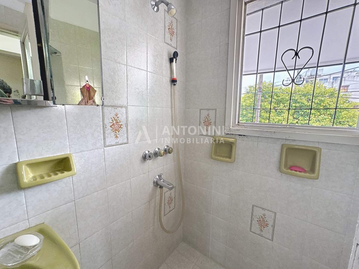 Apto Bancor Casa de 3 Dormitorios mas escritorio en B Cofico