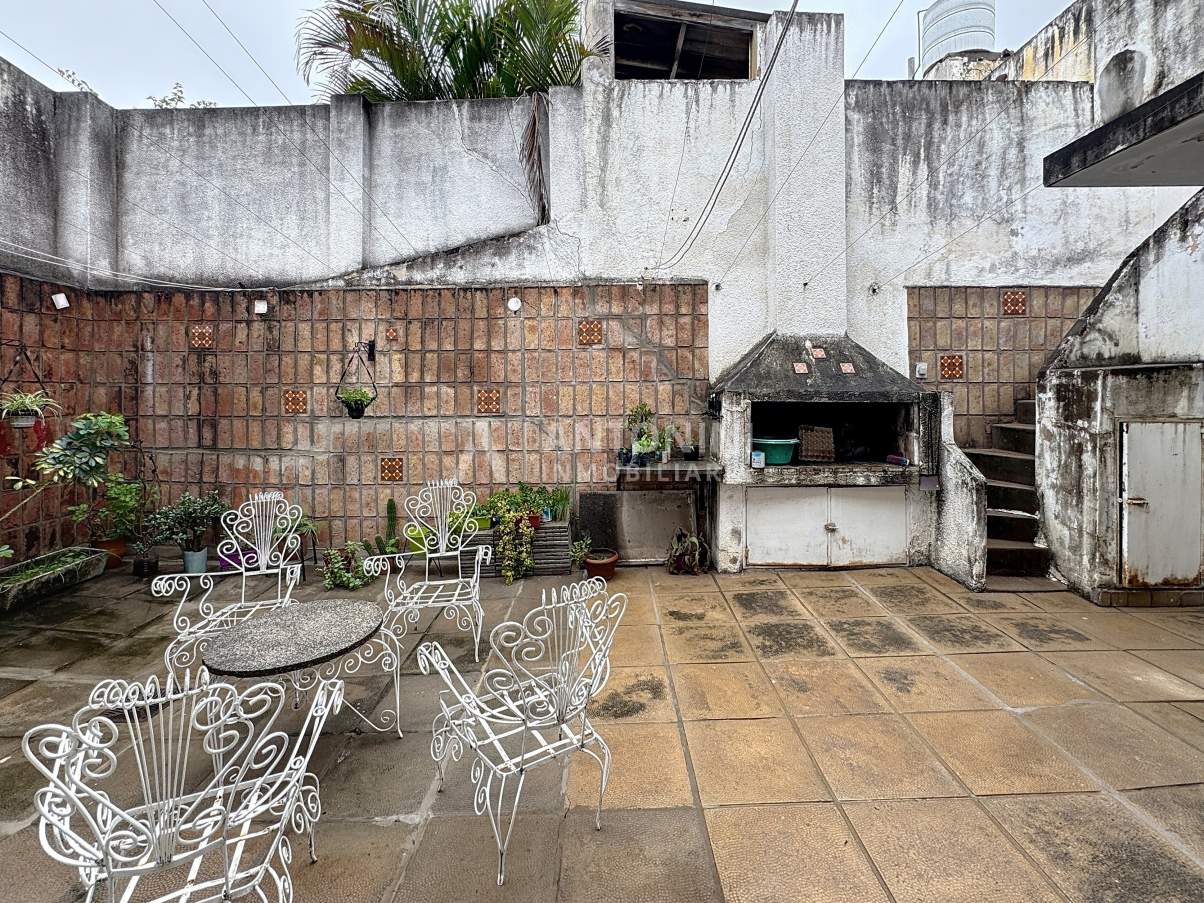 Apto Bancor Casa de 3 Dormitorios mas escritorio en B Cofico