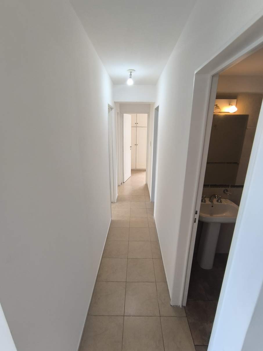 ALQUILER Departamento de 3 dormitorios Lateral con Vistas, con Cochera B Villa Sol