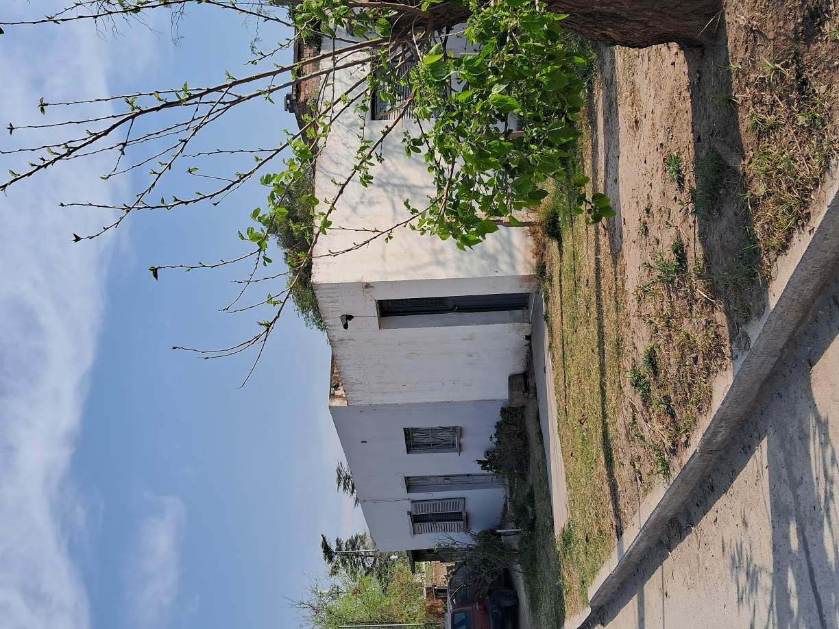 Casa en Venta - ARGUELLO- B AUTODROMO