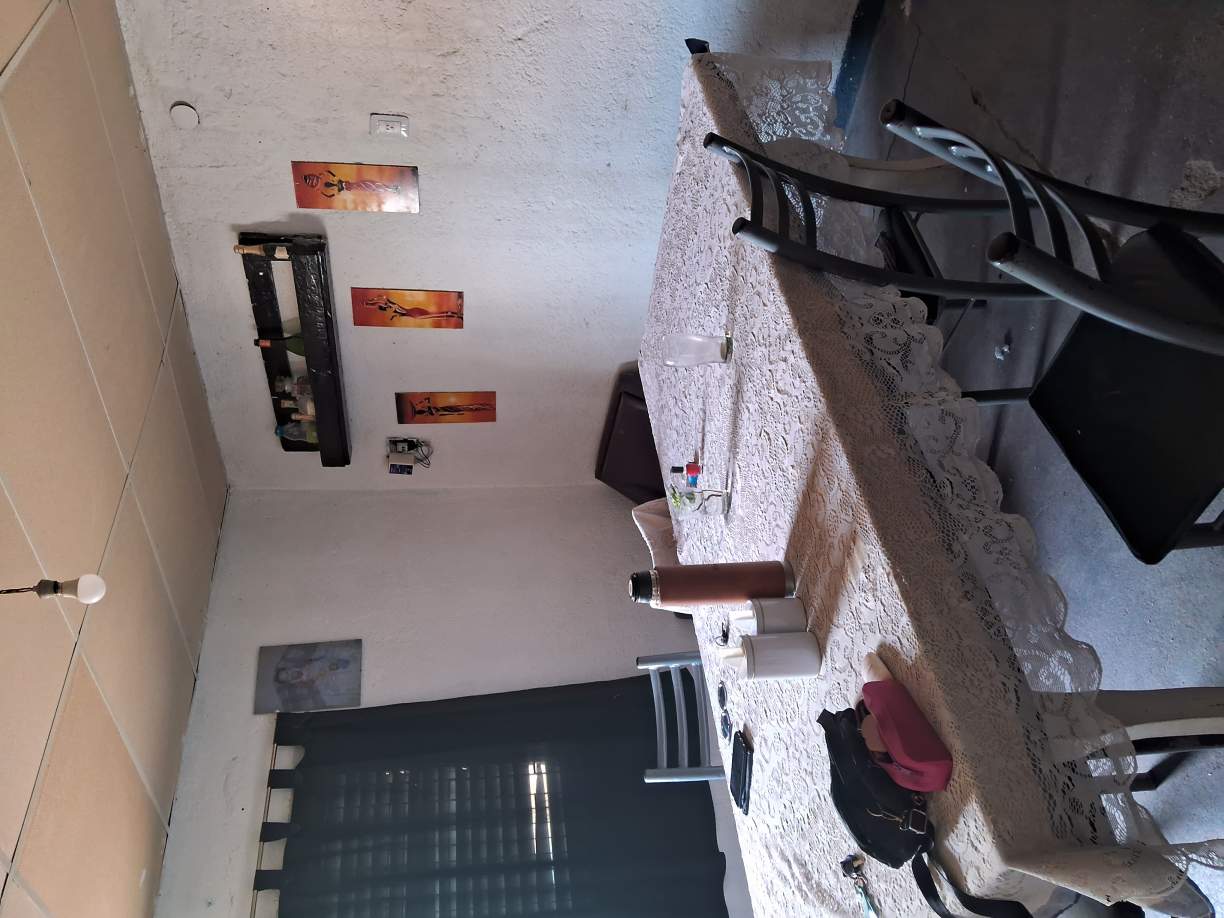 Casa en Venta - ARGUELLO- B AUTODROMO