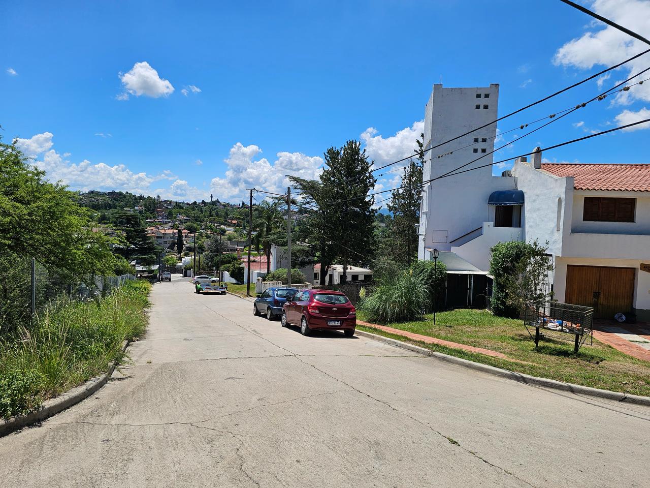 Departamento de 3 dormitorios en Villa del Lago.