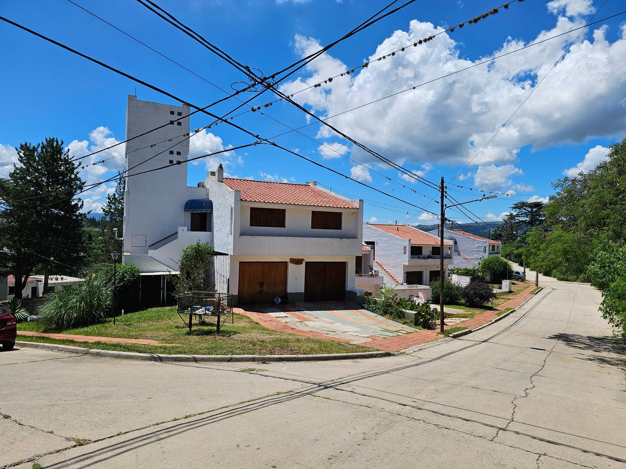 Departamento de 3 dormitorios en Villa del Lago.