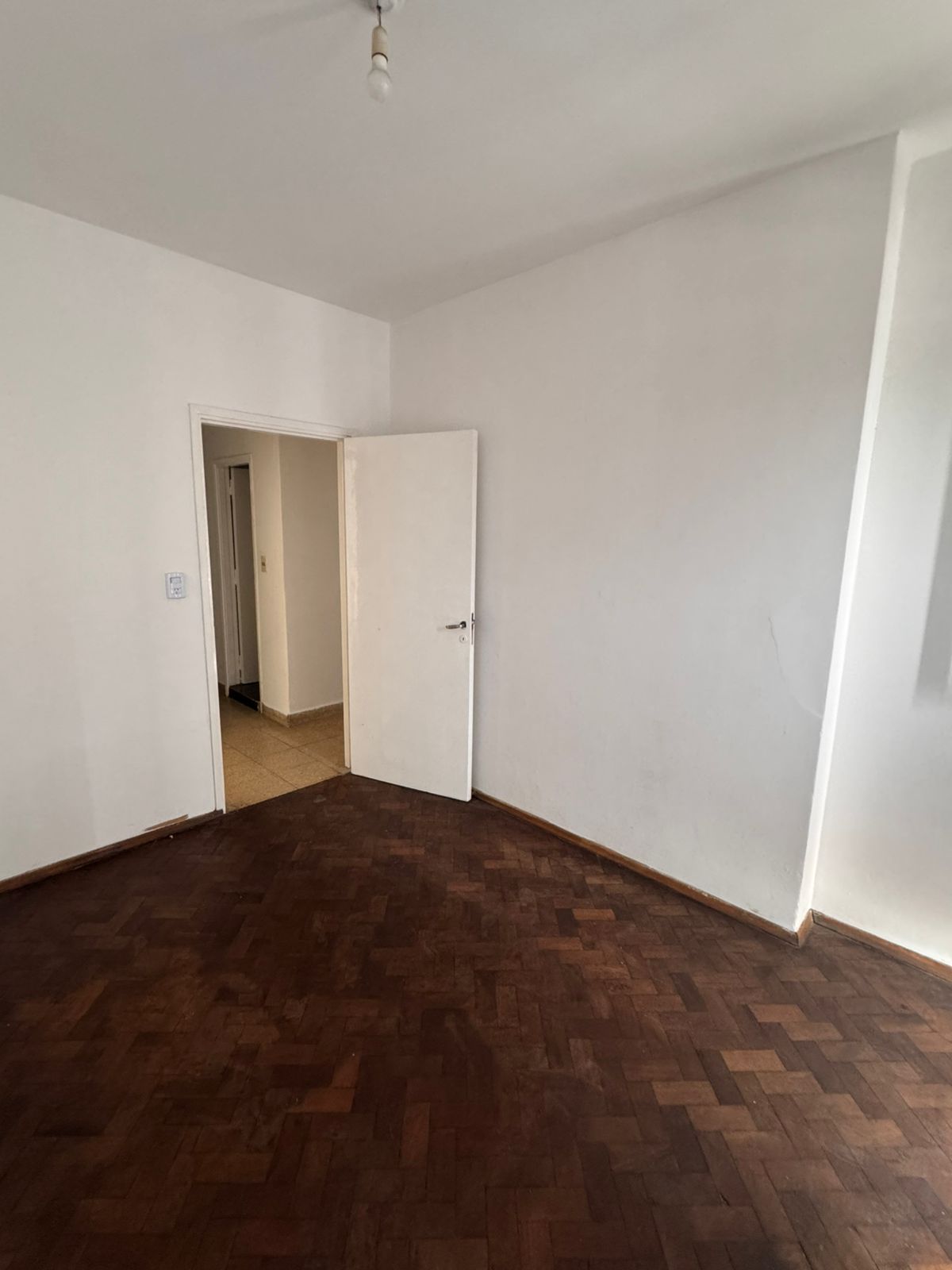 CENTRO Dpto 3 dorm.  cuarto de servicio 3 Bañ ¡ENORME!