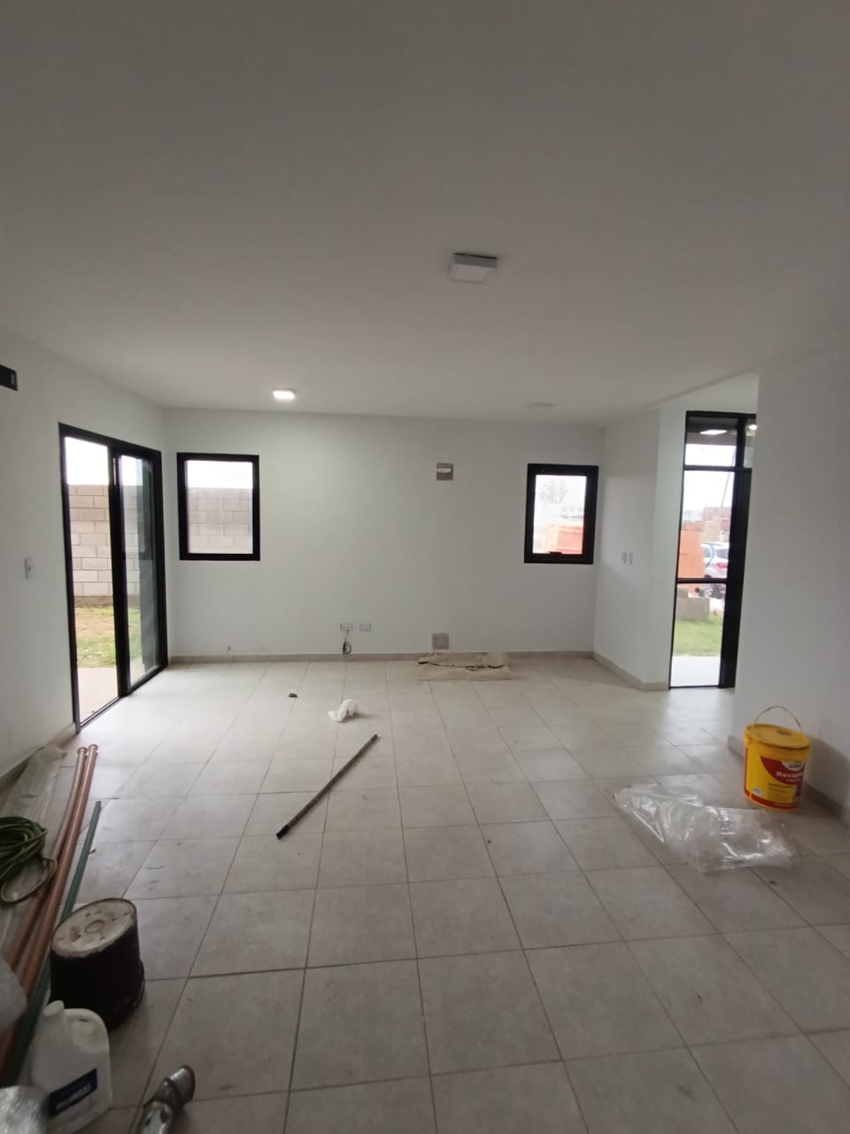 DUPLEX QUEBRADAS DE MANANTIALES 2D 2B PATIO C ASADOR