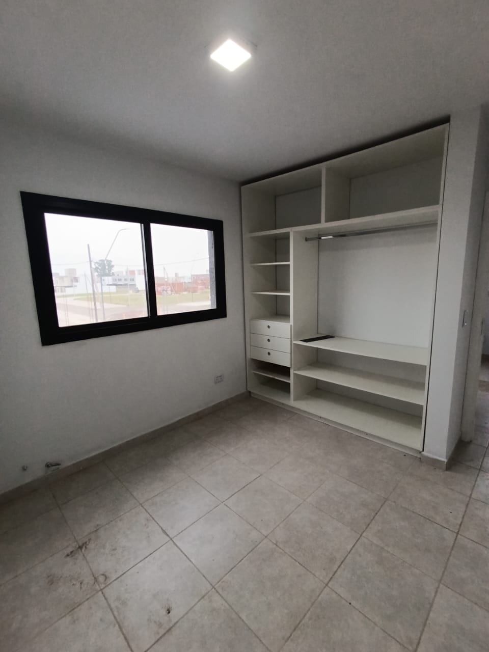 DUPLEX QUEBRADAS DE MANANTIALES 2D 2B PATIO C ASADOR
