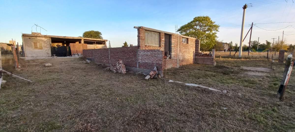 EN VENTA TERRENO  ESQUINA 600m2   Anisacate