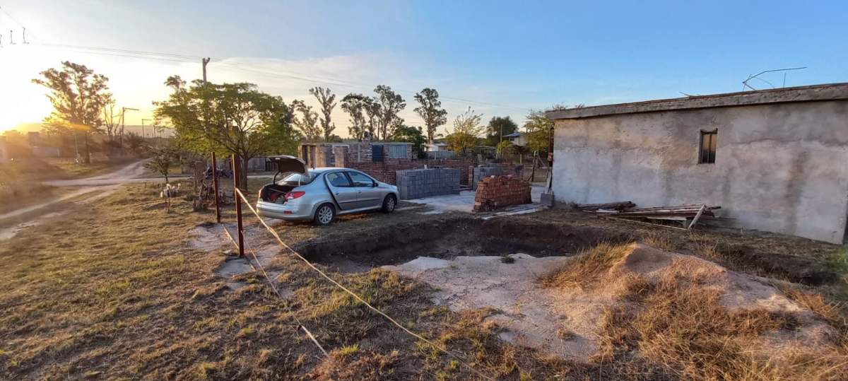 EN VENTA TERRENO  ESQUINA 600m2   Anisacate