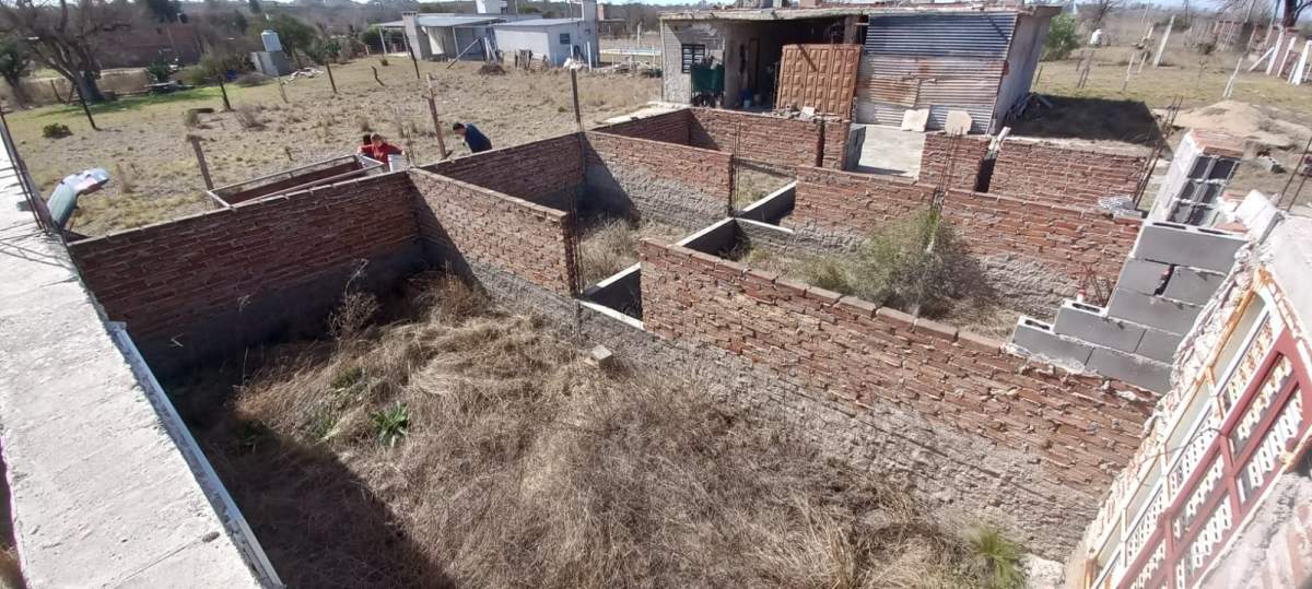 EN VENTA TERRENO  ESQUINA 600m2   Anisacate