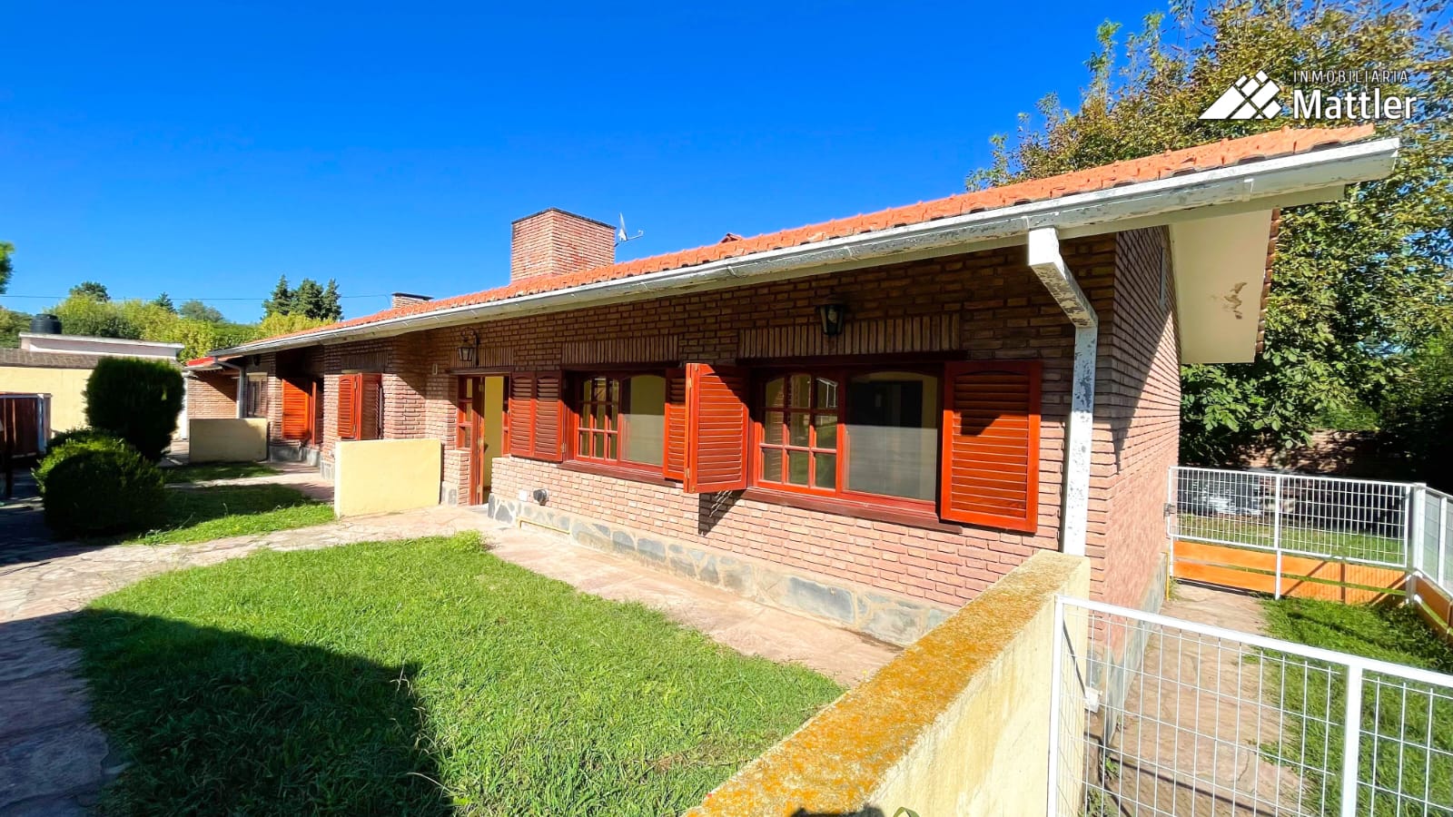 Departamento PH 2 ambiente Planta Baja con Jardín y Cochera , Villa General Belgrano