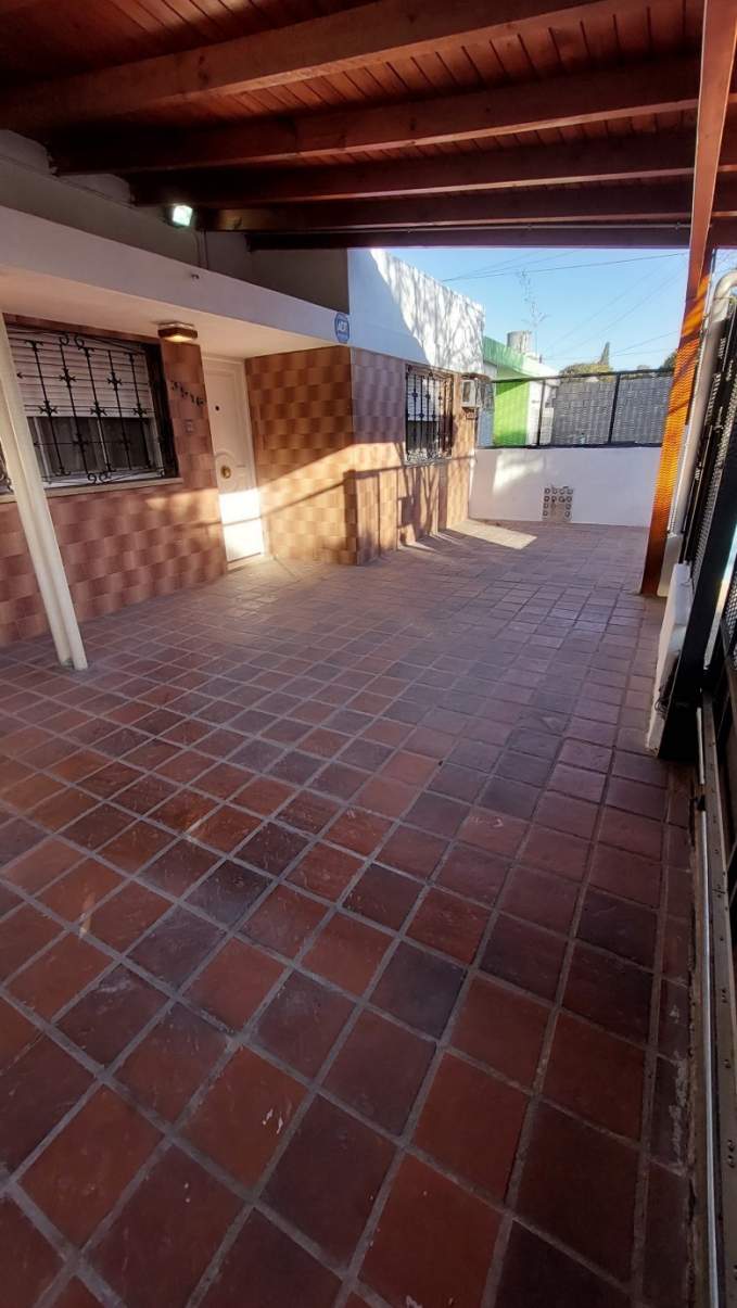 Casa en venta 3 dormitorios Barrio Panamericano