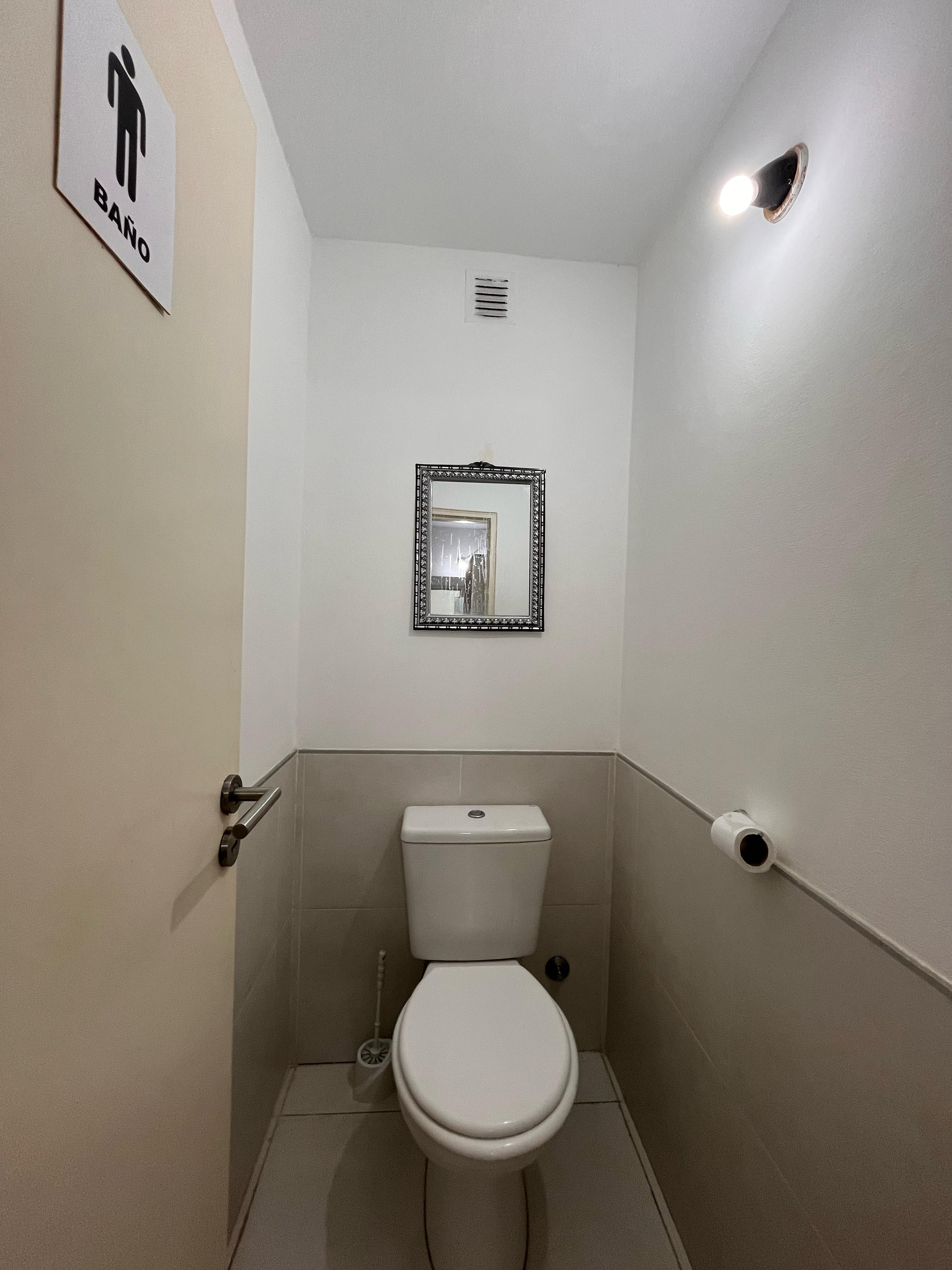 ALQUILER OFICINAS Nueva Córdoba con 4 COCHERAS (sin muebles)