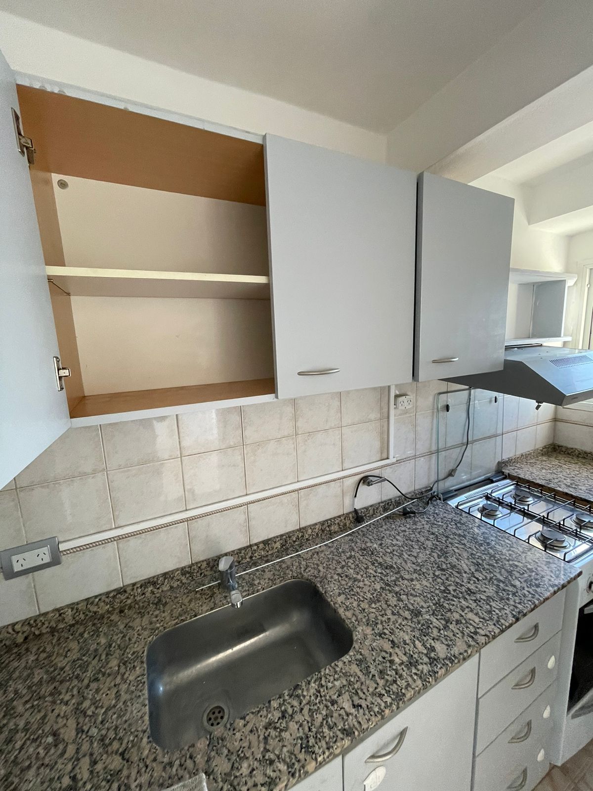 DUPLEX EN ALQUILER - ZONA JEFATURA DE POLICIAS