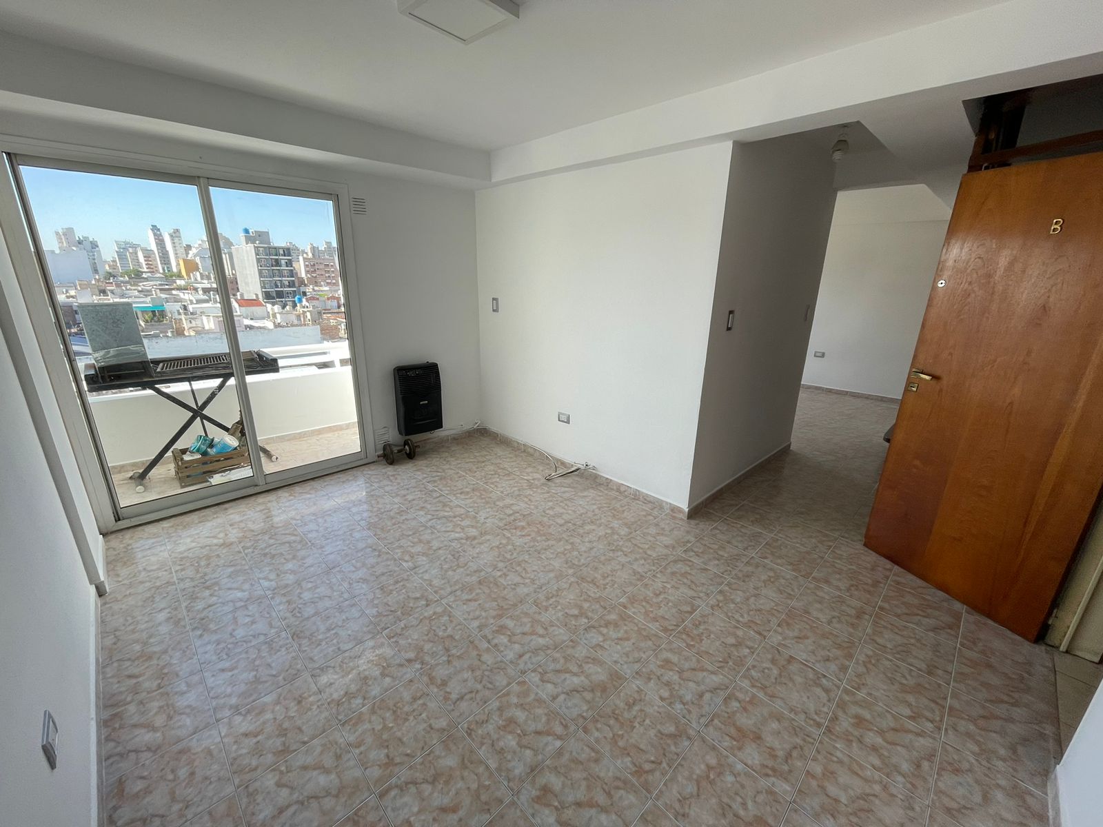 DUPLEX EN ALQUILER - ZONA JEFATURA DE POLICIAS