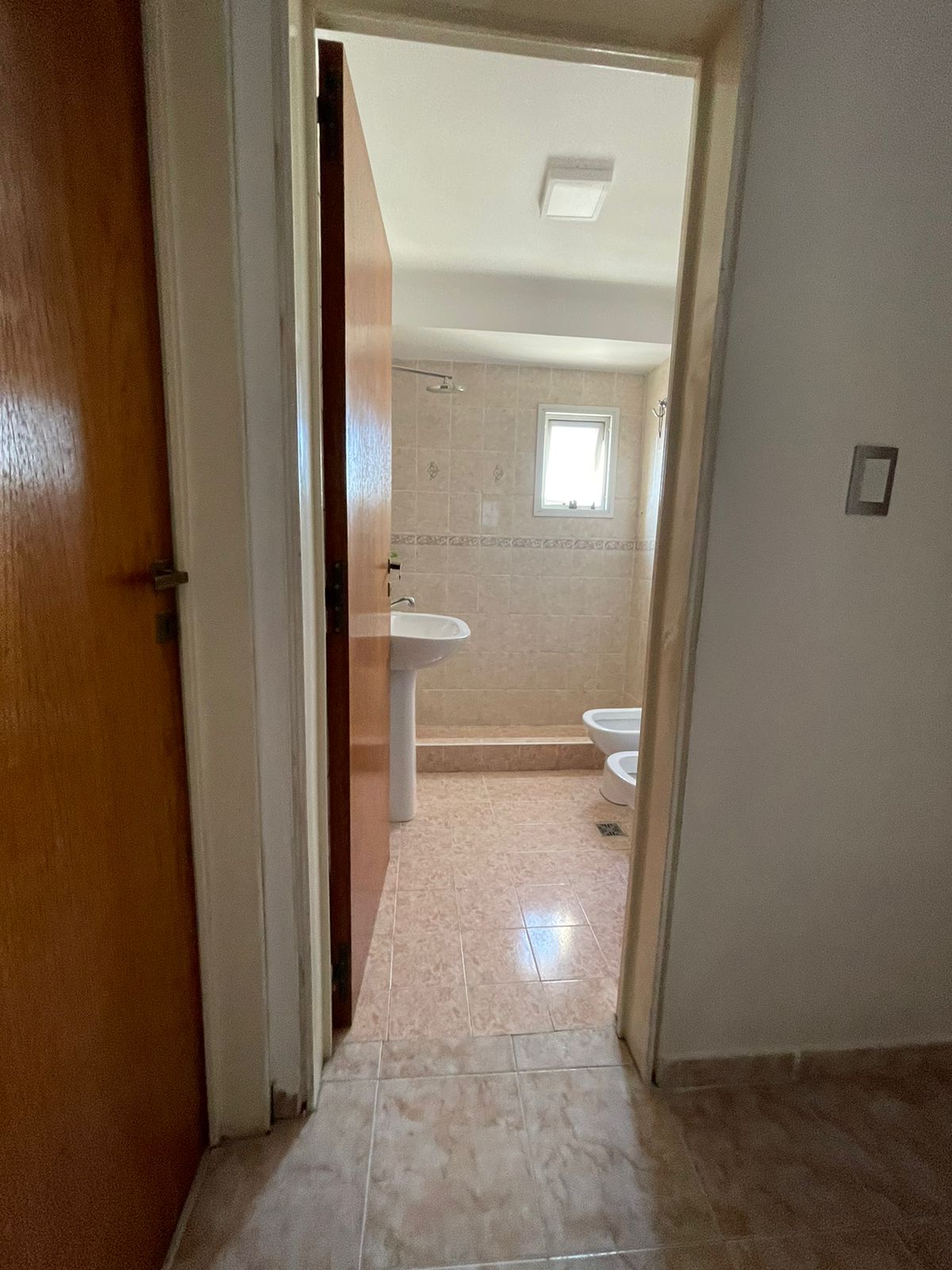 DUPLEX EN ALQUILER - ZONA JEFATURA DE POLICIAS