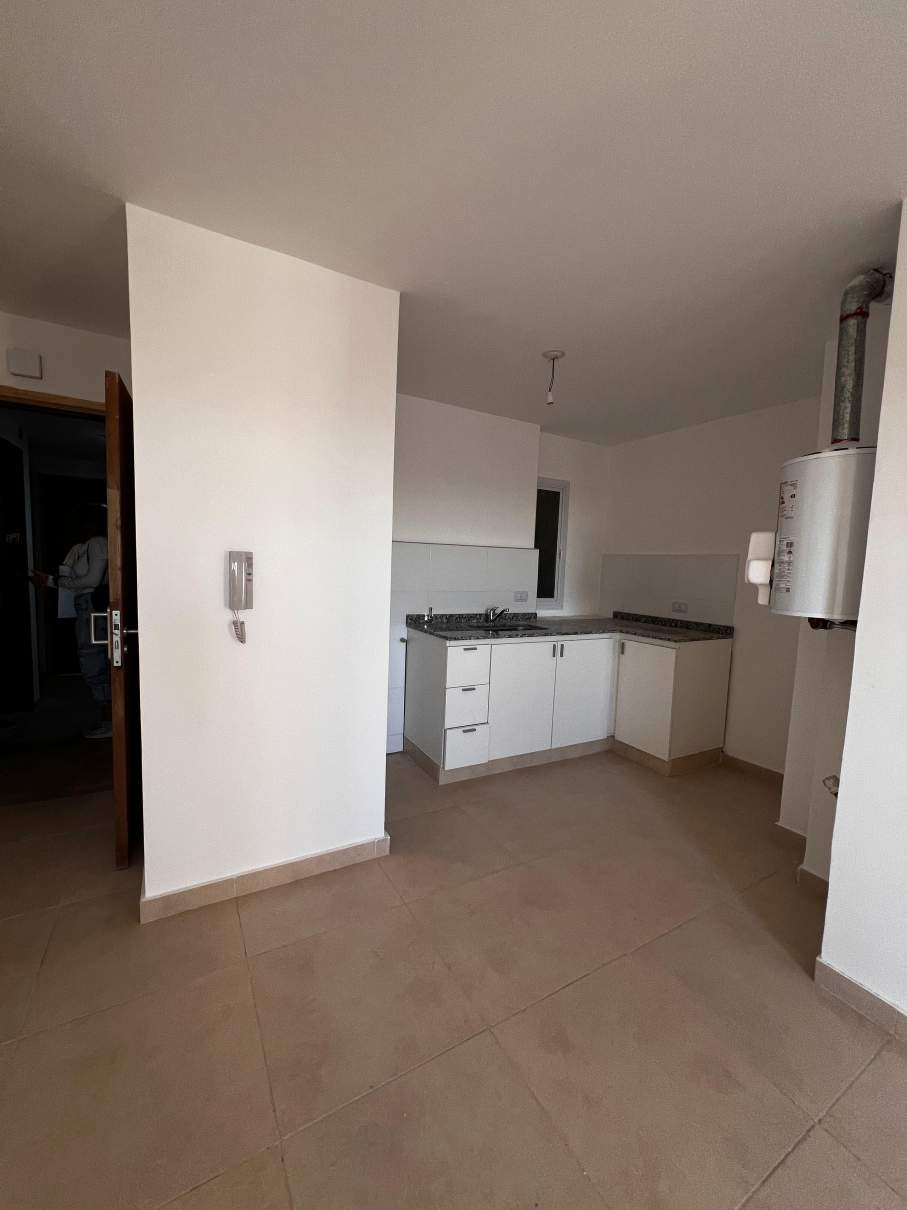 VENTA DEPARTAMENTO 1 DORMITORIO - ALBERDI - DUARTE QUIROZ 2126