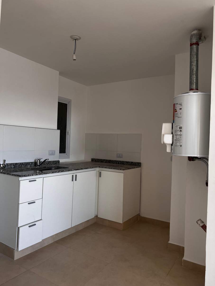 VENTA DEPARTAMENTO 1 DORMITORIO - ALBERDI - DUARTE QUIROZ 2126