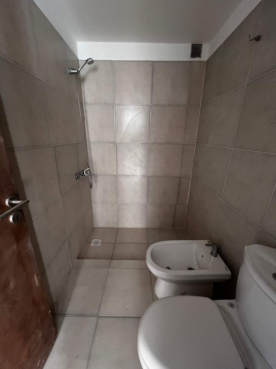 VENTA DEPARTAMENTO 1 DORMITORIO - ALBERDI - DUARTE QUIROZ 2126