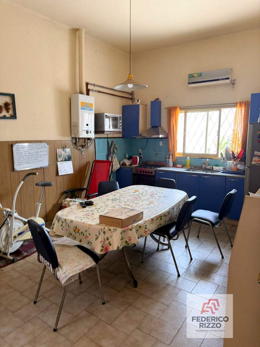 Oportunidad apta credito! Casa 3 dormitorios en Alta Cordoba. F Leon Torres 1000
