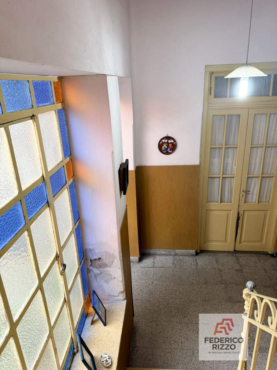 Oportunidad apta credito! Casa 3 dormitorios en Alta Cordoba. F Leon Torres 1000
