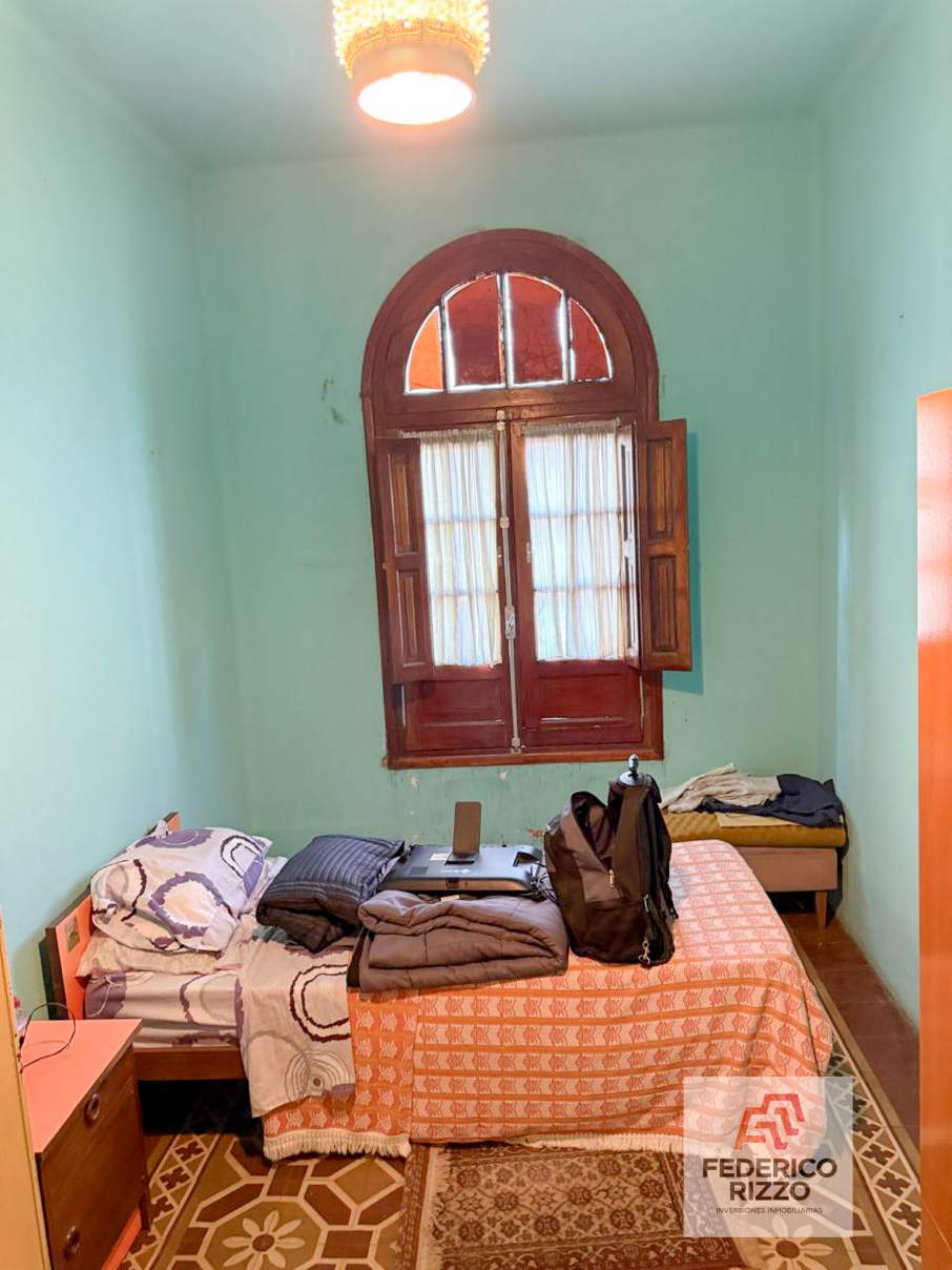 Oportunidad apta credito! Casa 3 dormitorios en Alta Cordoba. F Leon Torres 1000