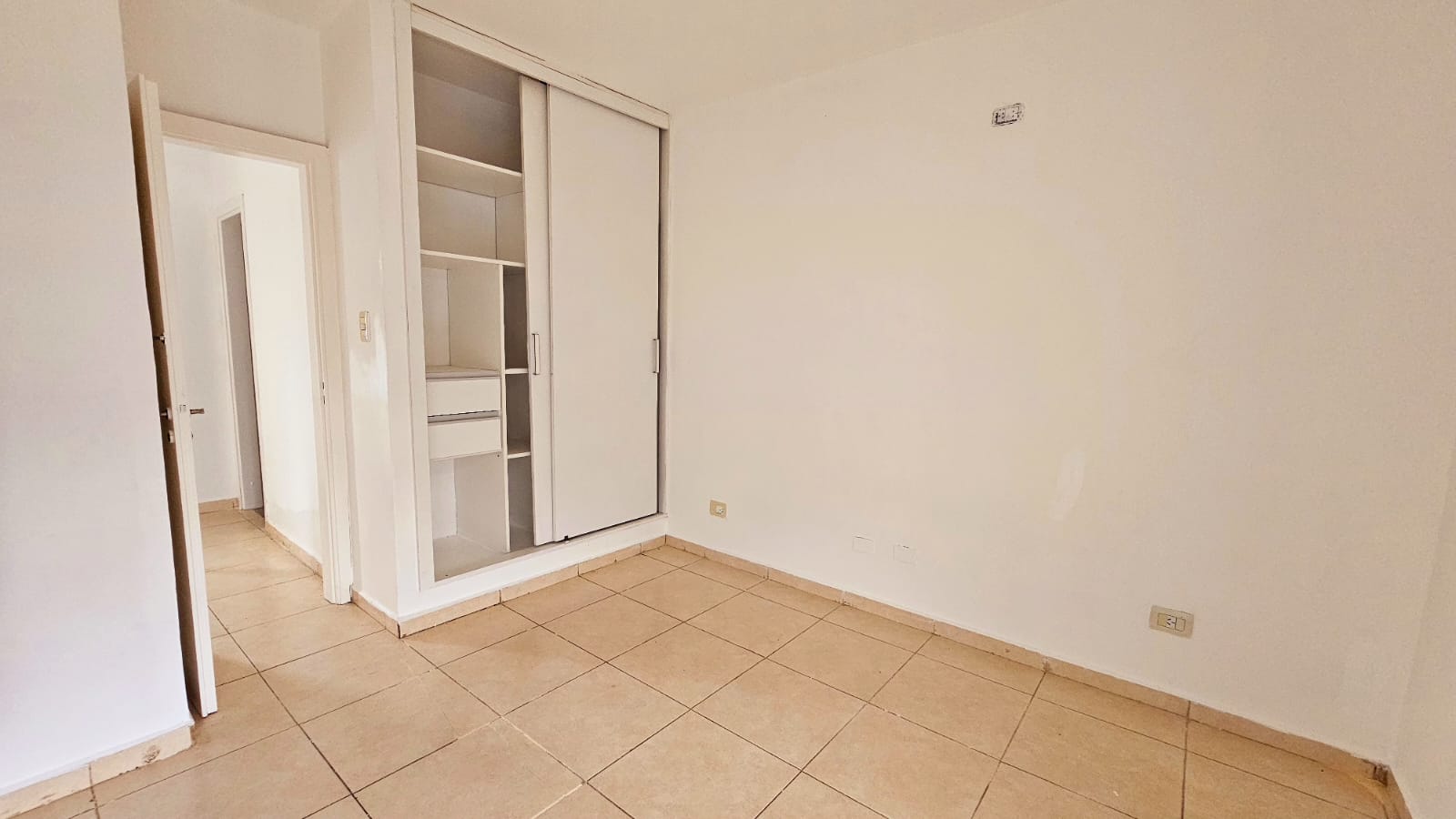 VENDO DUPLEX 1 DORMITORIO EN COMPLEJO LAS ACACIAS (CUESTA COLORADA) APTO CRÉDITO