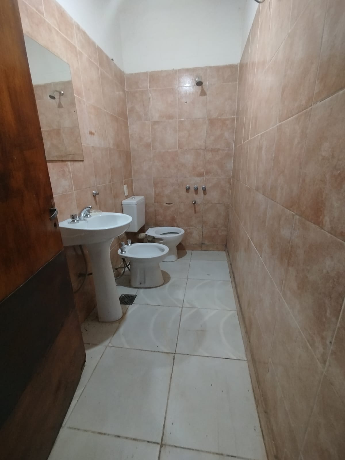 CASA EN ALQUILER - VILLA ALLENDE - 4 DORMITORIOS