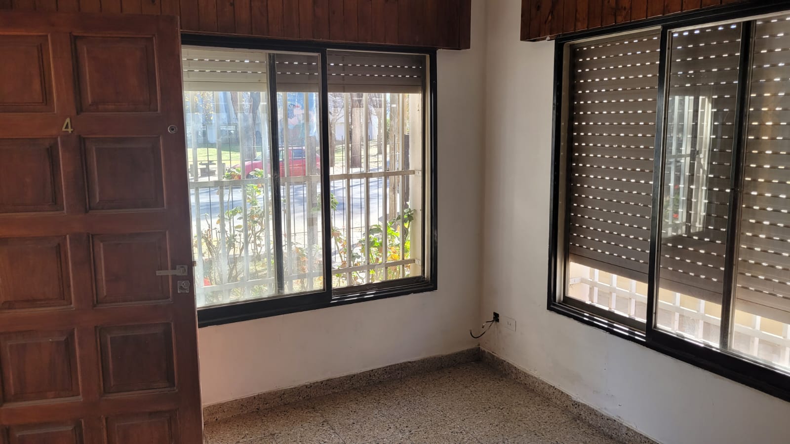 DEPARTAMENTO EN VENTA CARLOS PAZ - COSTANERA - PILETA COCHERA