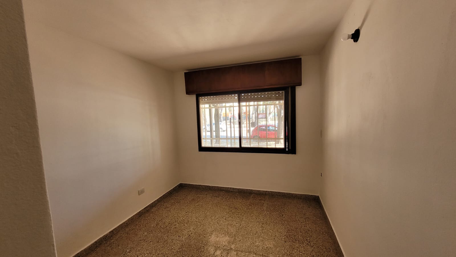 DEPARTAMENTO EN VENTA CARLOS PAZ - COSTANERA - PILETA COCHERA