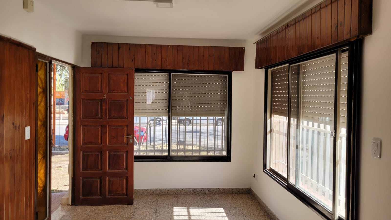 DEPARTAMENTO EN VENTA CARLOS PAZ - COSTANERA - PILETA COCHERA