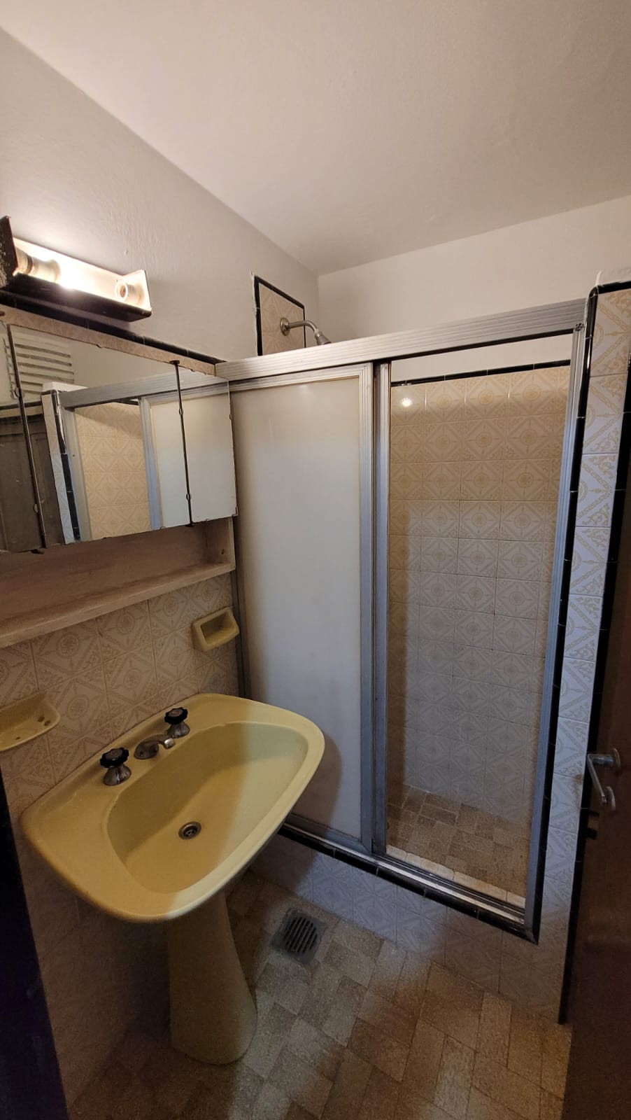 DEPARTAMENTO EN VENTA CARLOS PAZ - COSTANERA - PILETA COCHERA