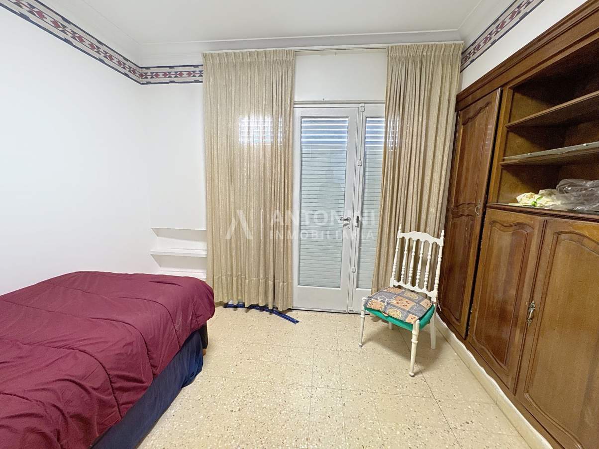 Apto Bancor Impecable Casa en Venta de 4 Dormitorios  en B Cofico