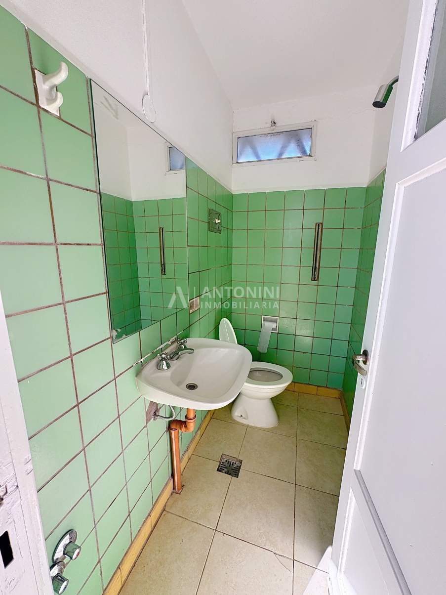 Apto Bancor Impecable Casa en Venta de 4 Dormitorios  en B Cofico